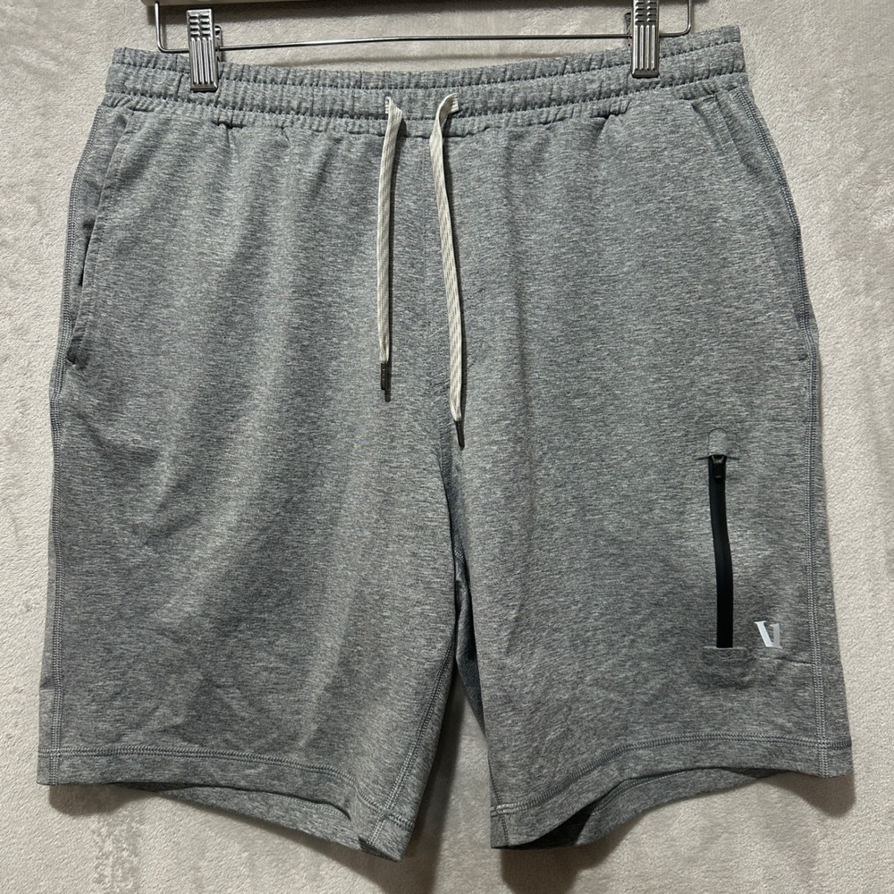 Vuori Sunday Performance Shorts Men's M Gray Heather
